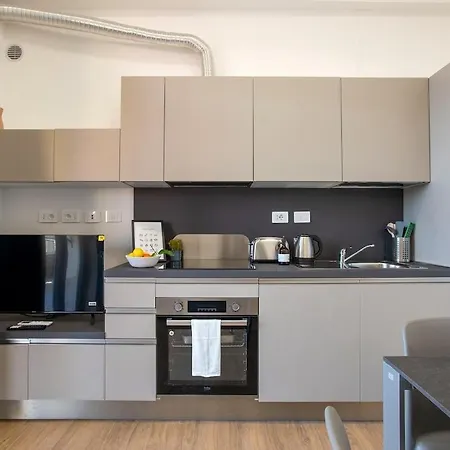 Urban Oasis With Balcony And Free Private Parking * Rome