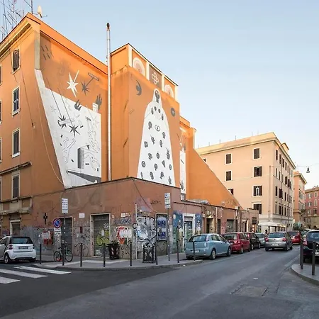 Urban Oasis With Balcony And Free Private Parking Apartment Rome
