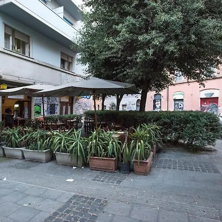 Urban Oasis With Terrace & Free Parking, Int11 Apartment