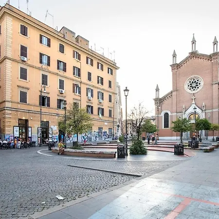 Urban Oasis With Terrace & Free Parking, Int11 Apartment *