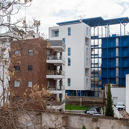 Urban Oasis With Balcony And Free Private Parking Apartment Rome