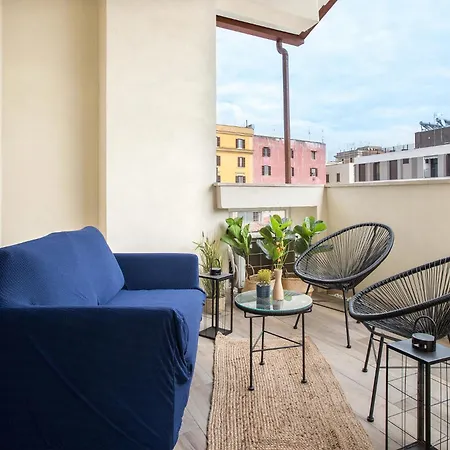Urban Oasis With Balcony And Free Private Parking Apartment *